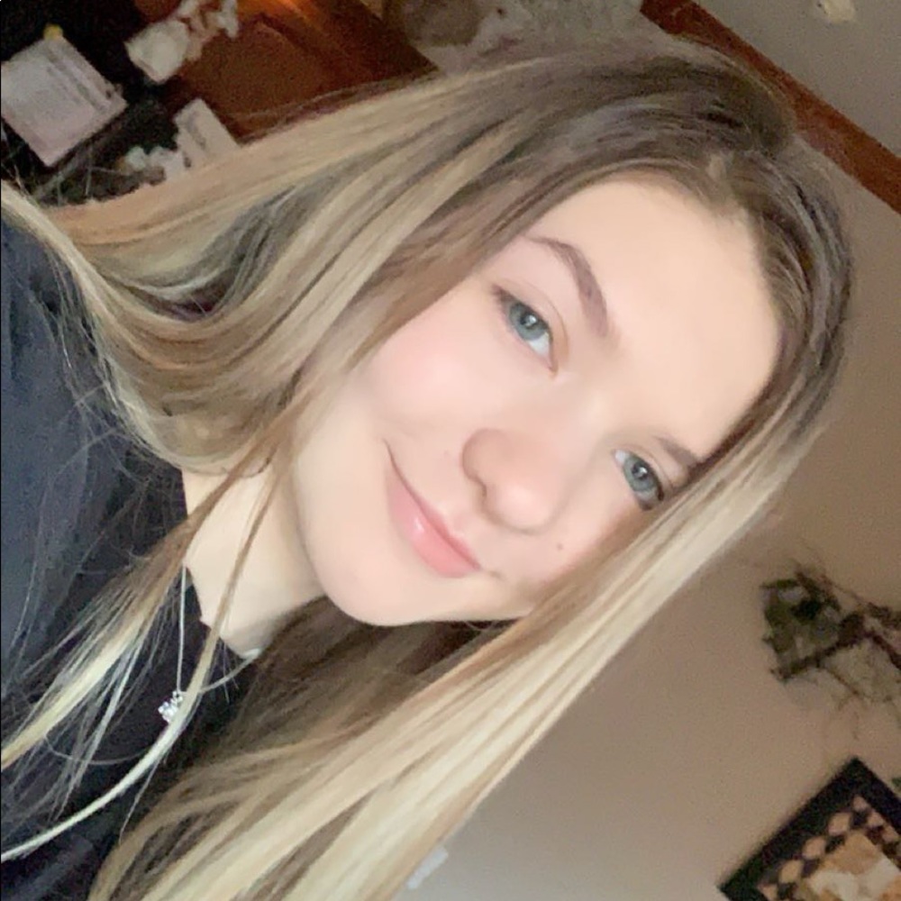 Meet your Posher, Ashlyn